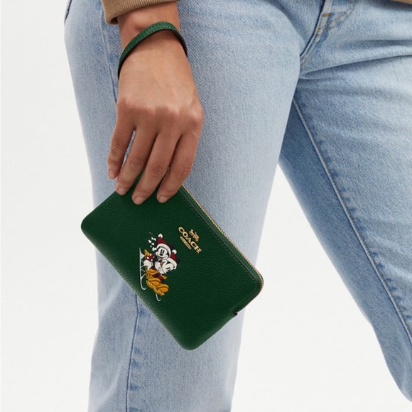 NWT Disney X Coach Corner Zip Wristlet Wallet Clutch With Sled Motif - Picture 2 of 5